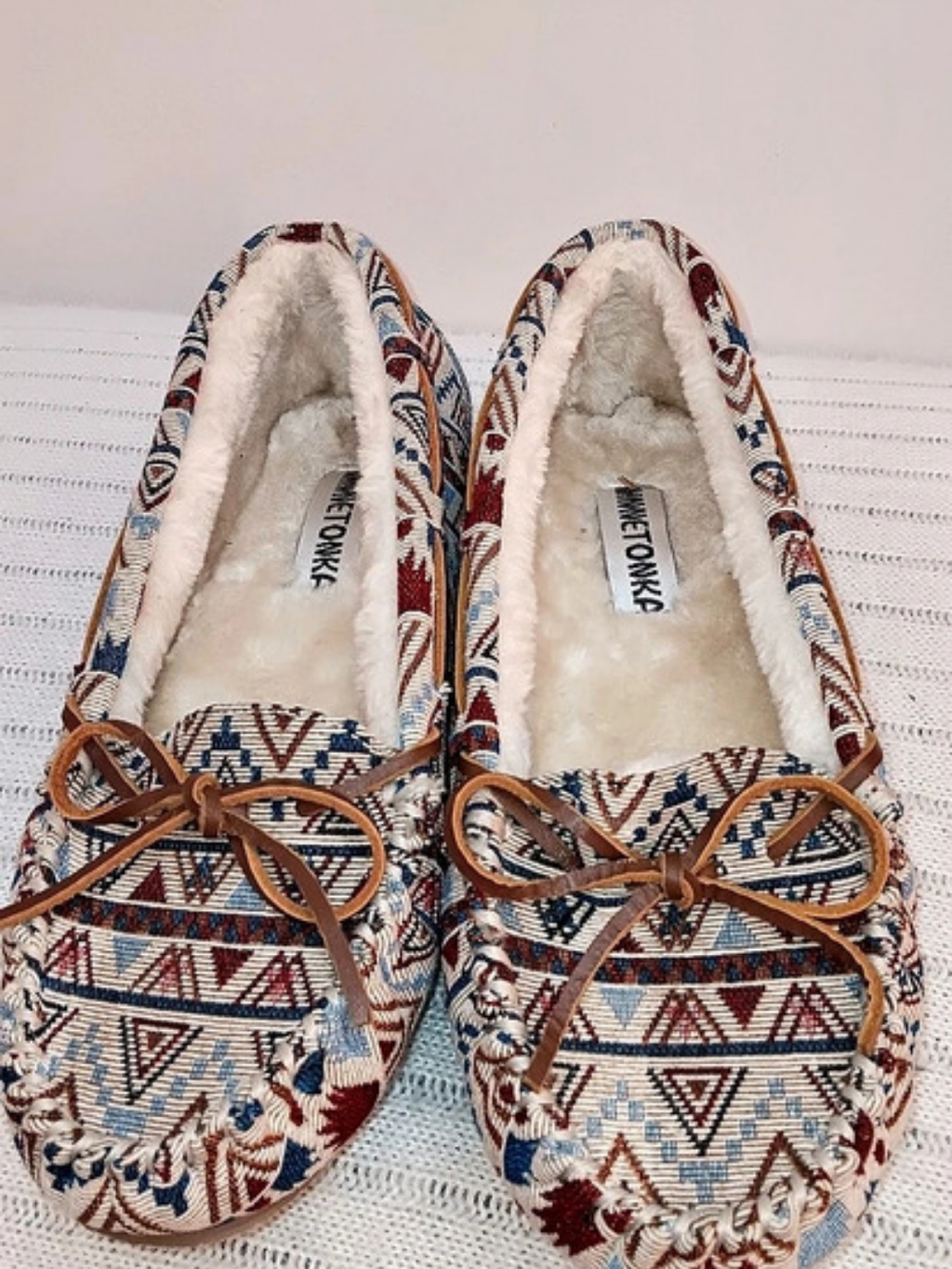 New, No Tags Minnetonka Tilia Moccasin Slipper Multicolor & Brown
